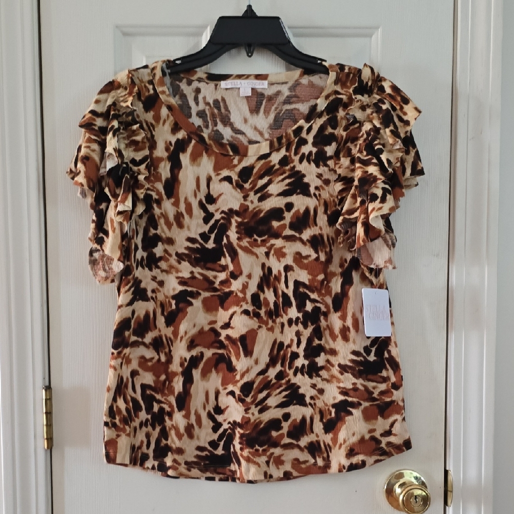 Stella & Ginger Animal Print Ruffle Sleeve Top